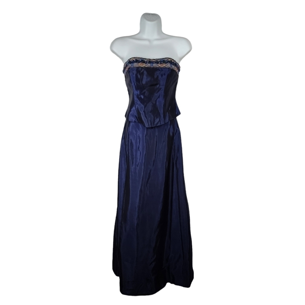 ZUM ZUM BY NIKI LIVAS 2 PIECE TOP AND SKIRT SET